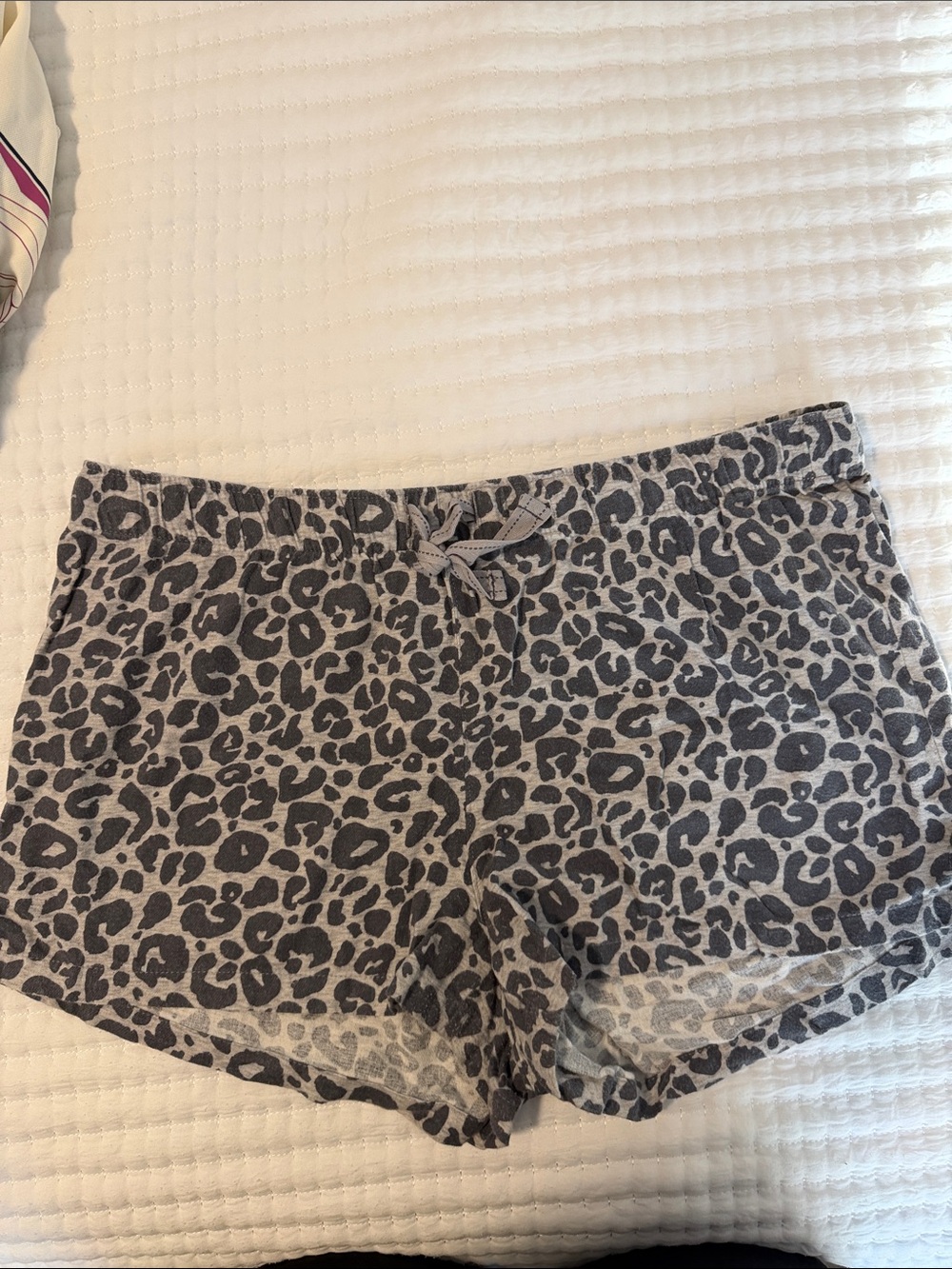 Old Navy Flannel Leopard Print Lounge Shorts - Grey